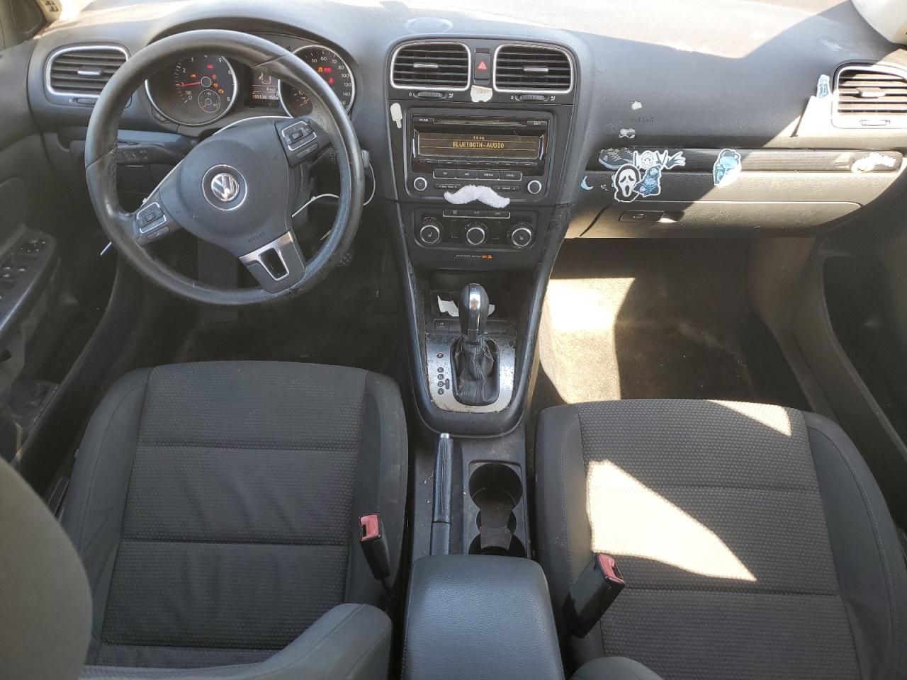 Volkswagen Jetta S