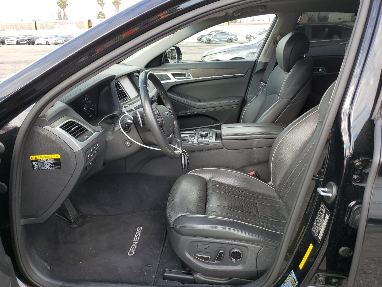 Hyundai Genesis 3.8l