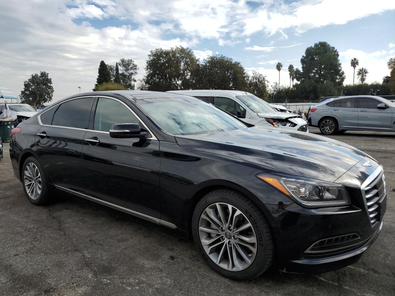 Hyundai Genesis 3.8l
