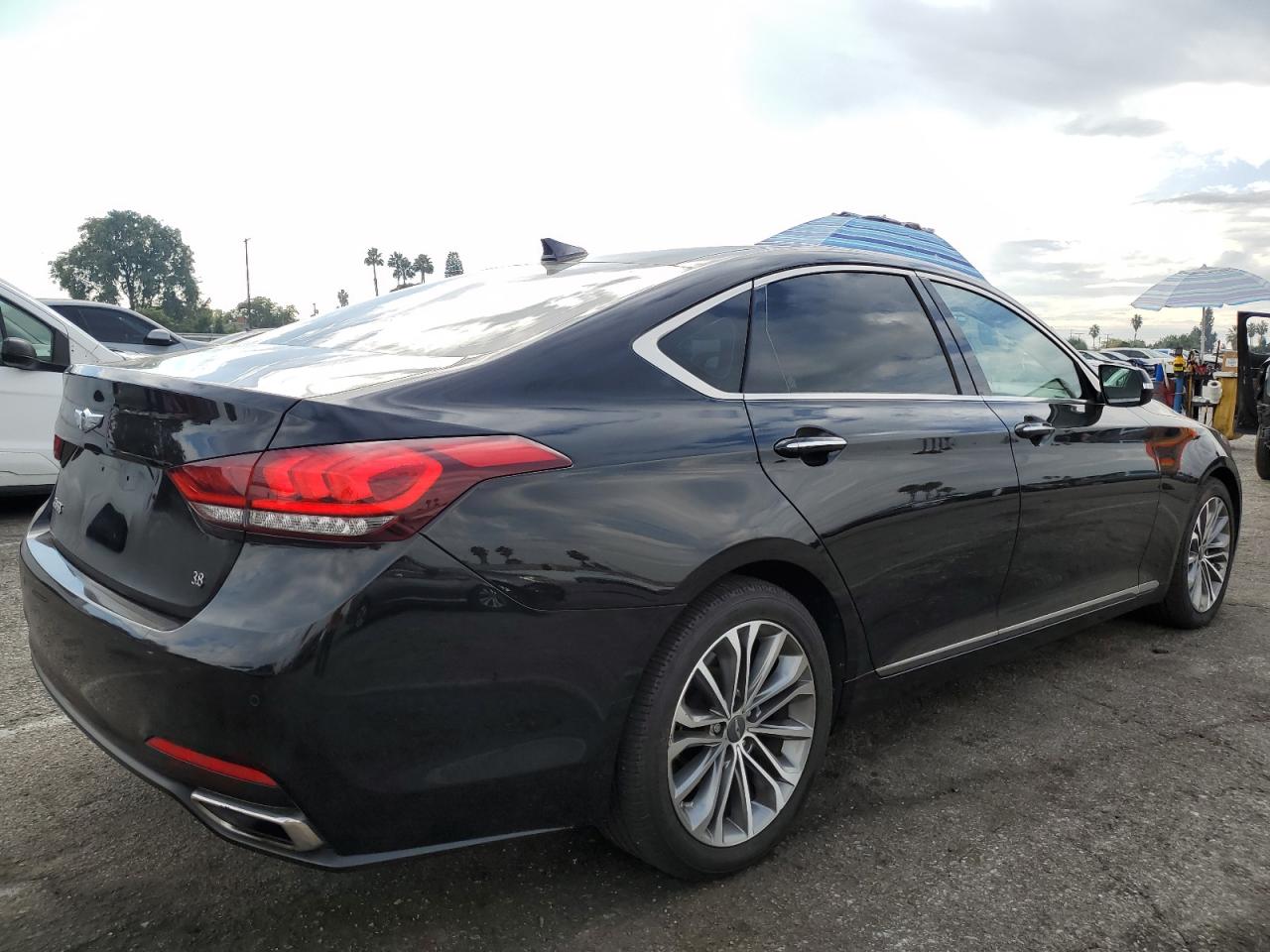 Hyundai Genesis 3.8l