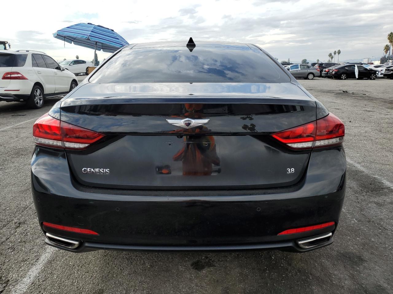 Hyundai Genesis 3.8l