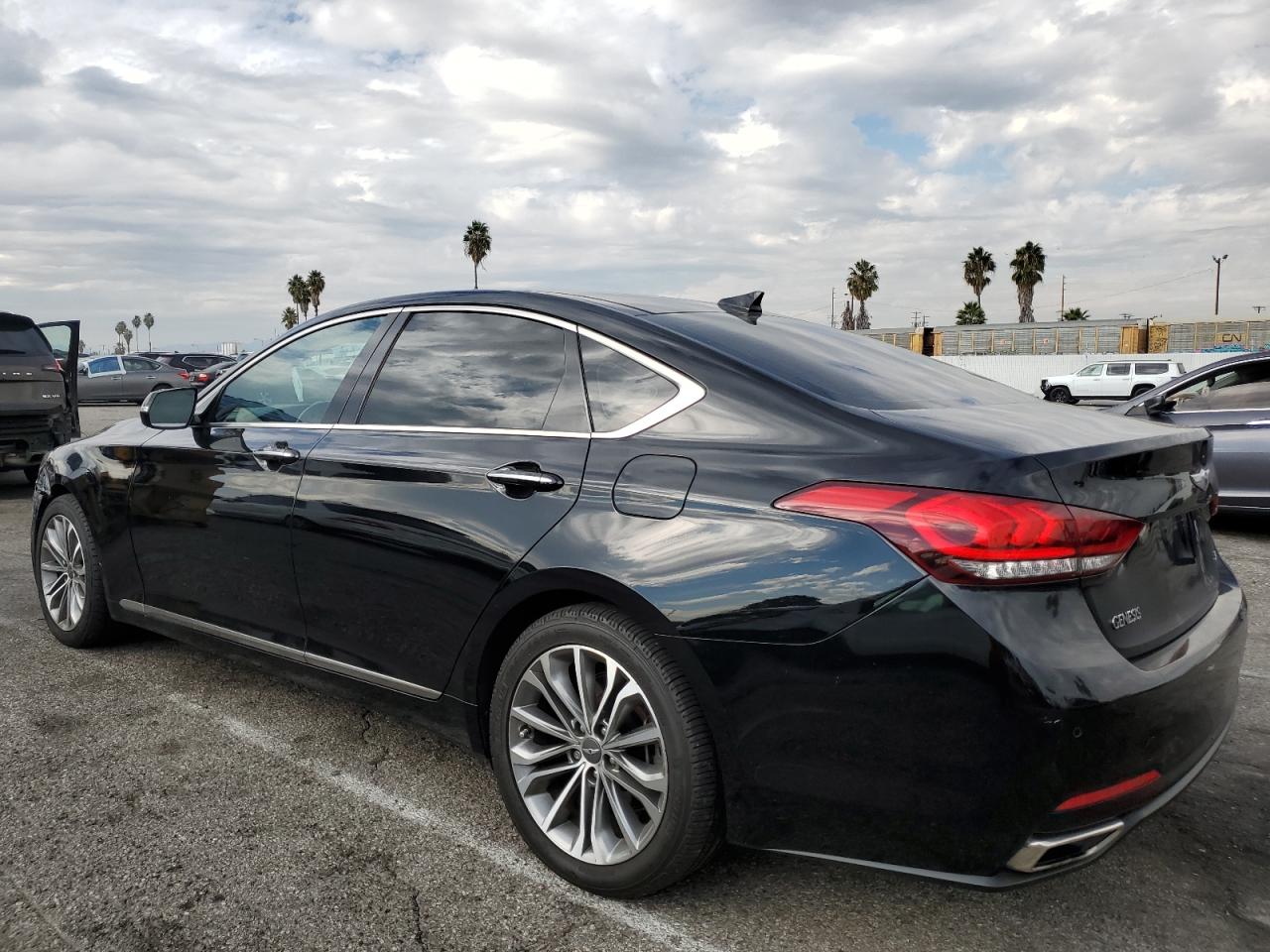 Hyundai Genesis 3.8l