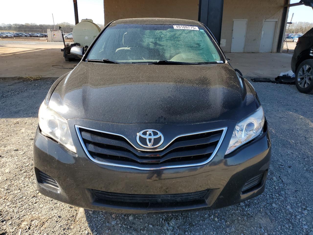 Toyota Camry Base