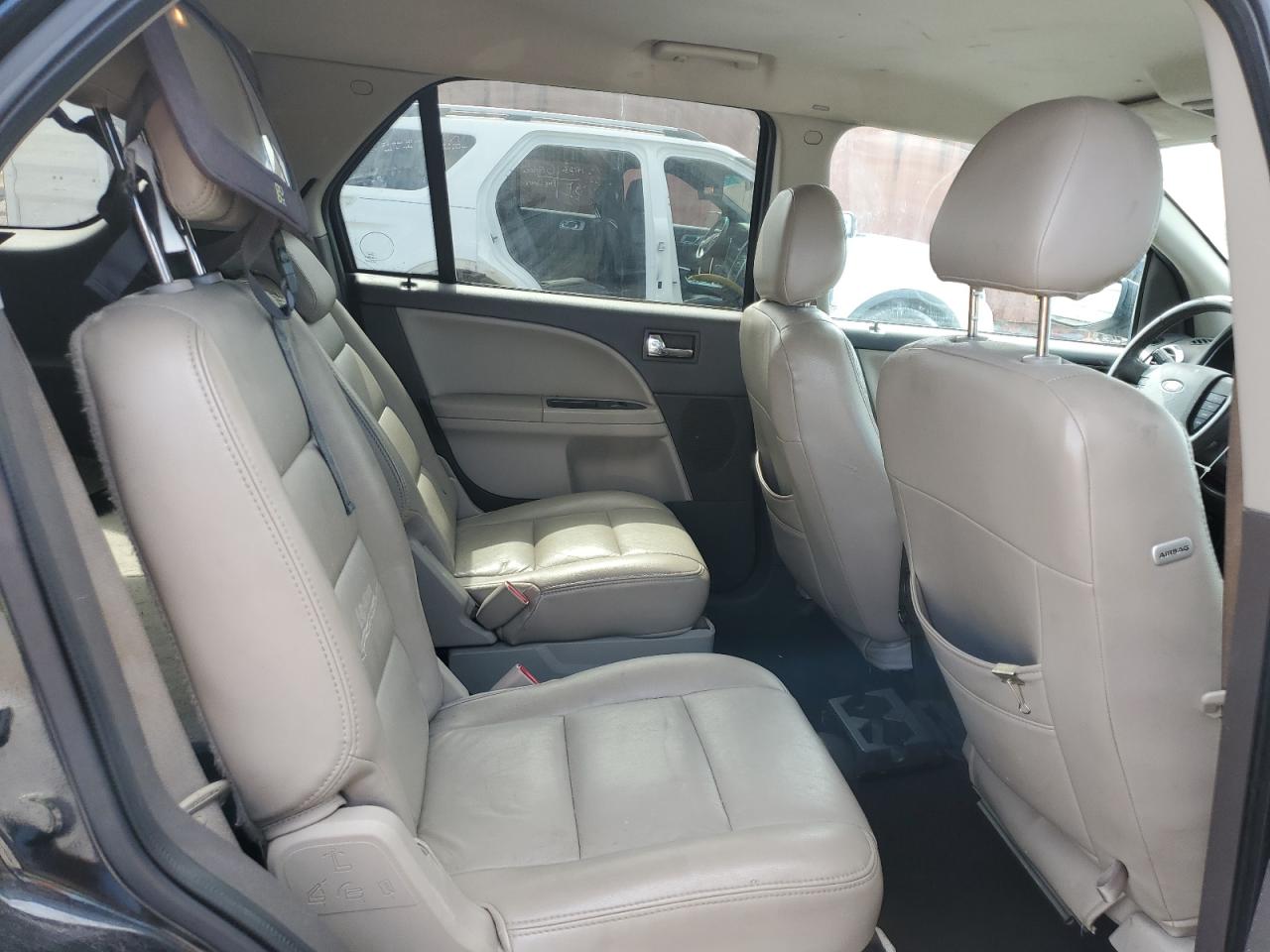 Ford Taurus Sel
