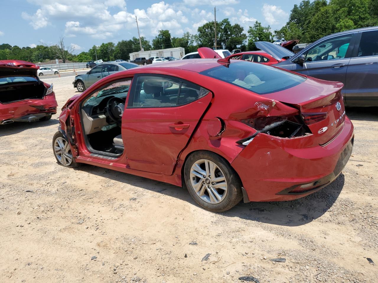 Hyundai ELANTRA Sel