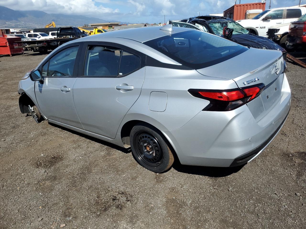 Nissan Versa