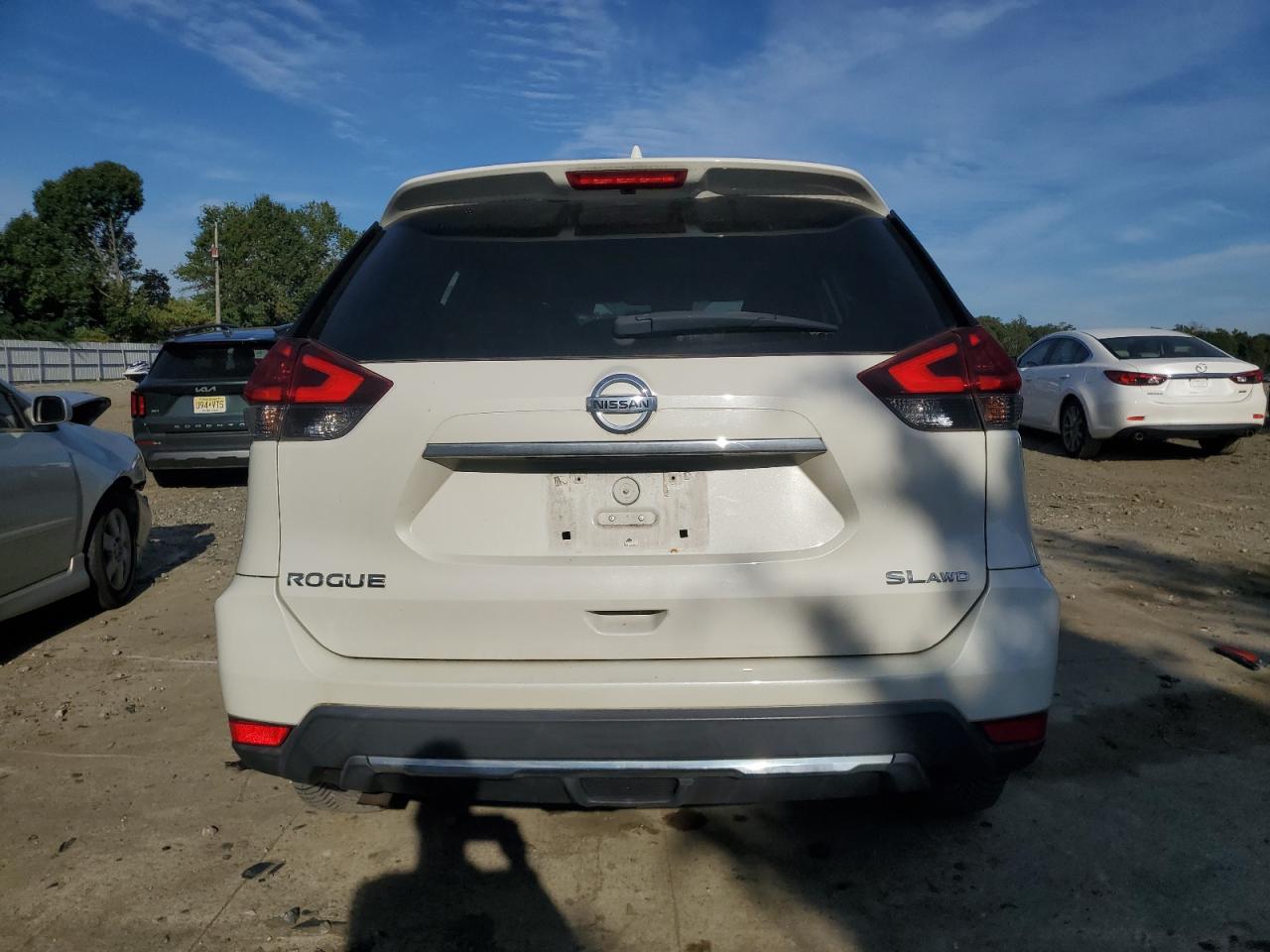 Nissan Rogue Sv