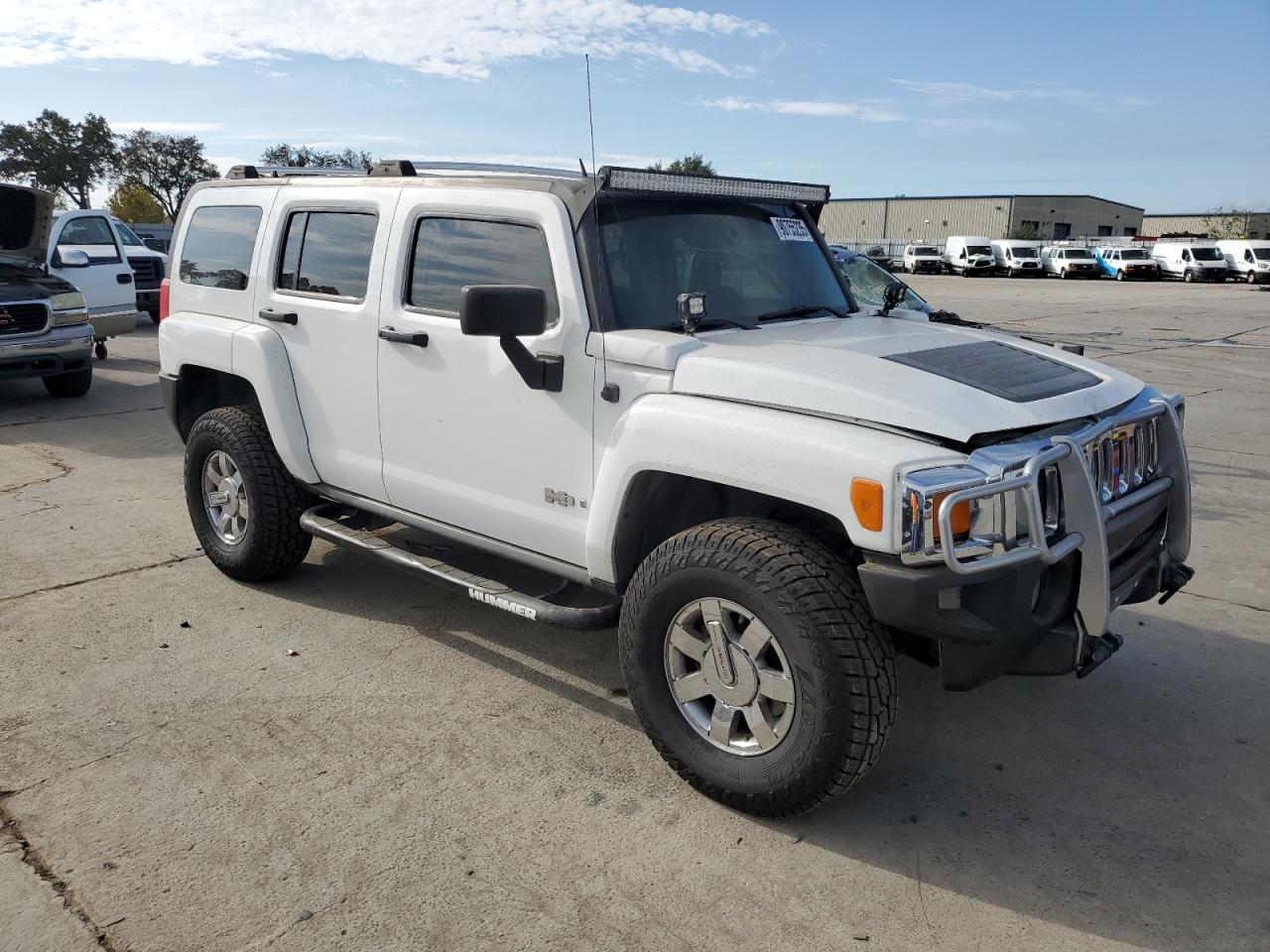 HUMMER H3