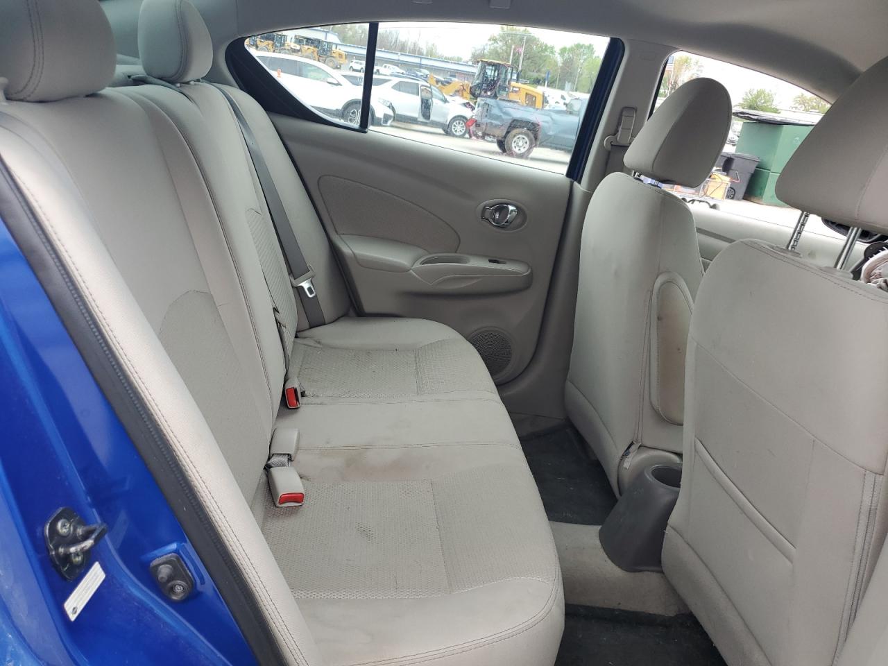 Nissan Versa S