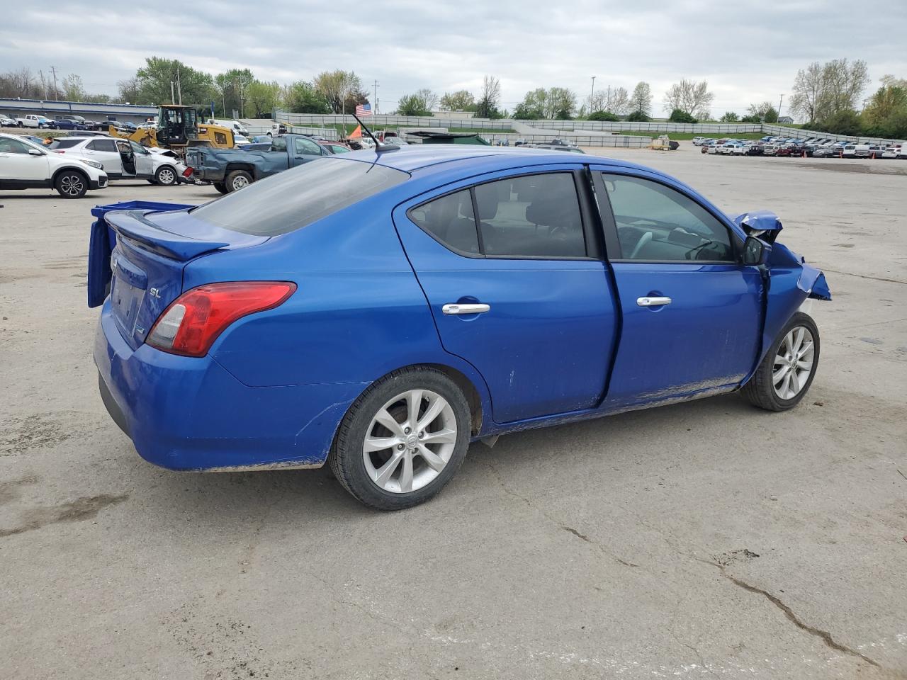 Nissan Versa S