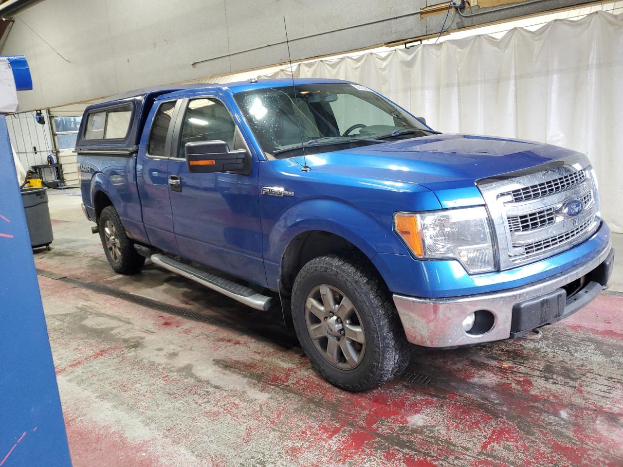 Ford F-150 Super Cab