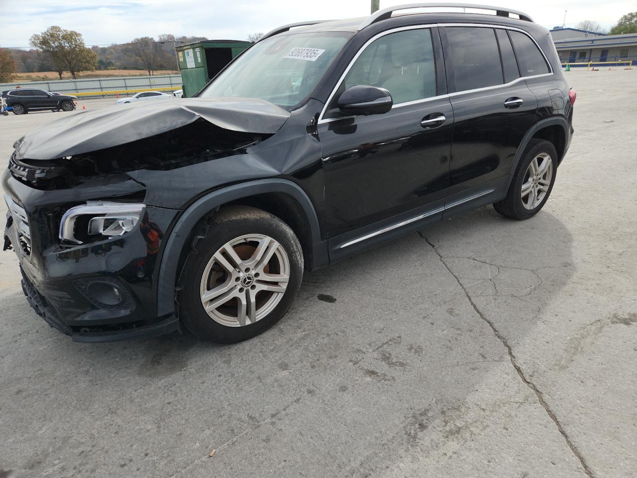 Salvage Mercedes-Benz GLB Image