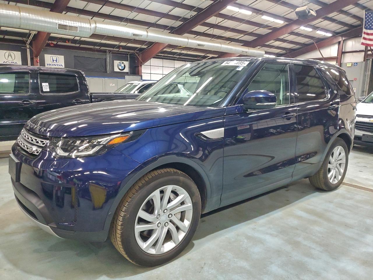 Salvage Land Rover Discovery Image
