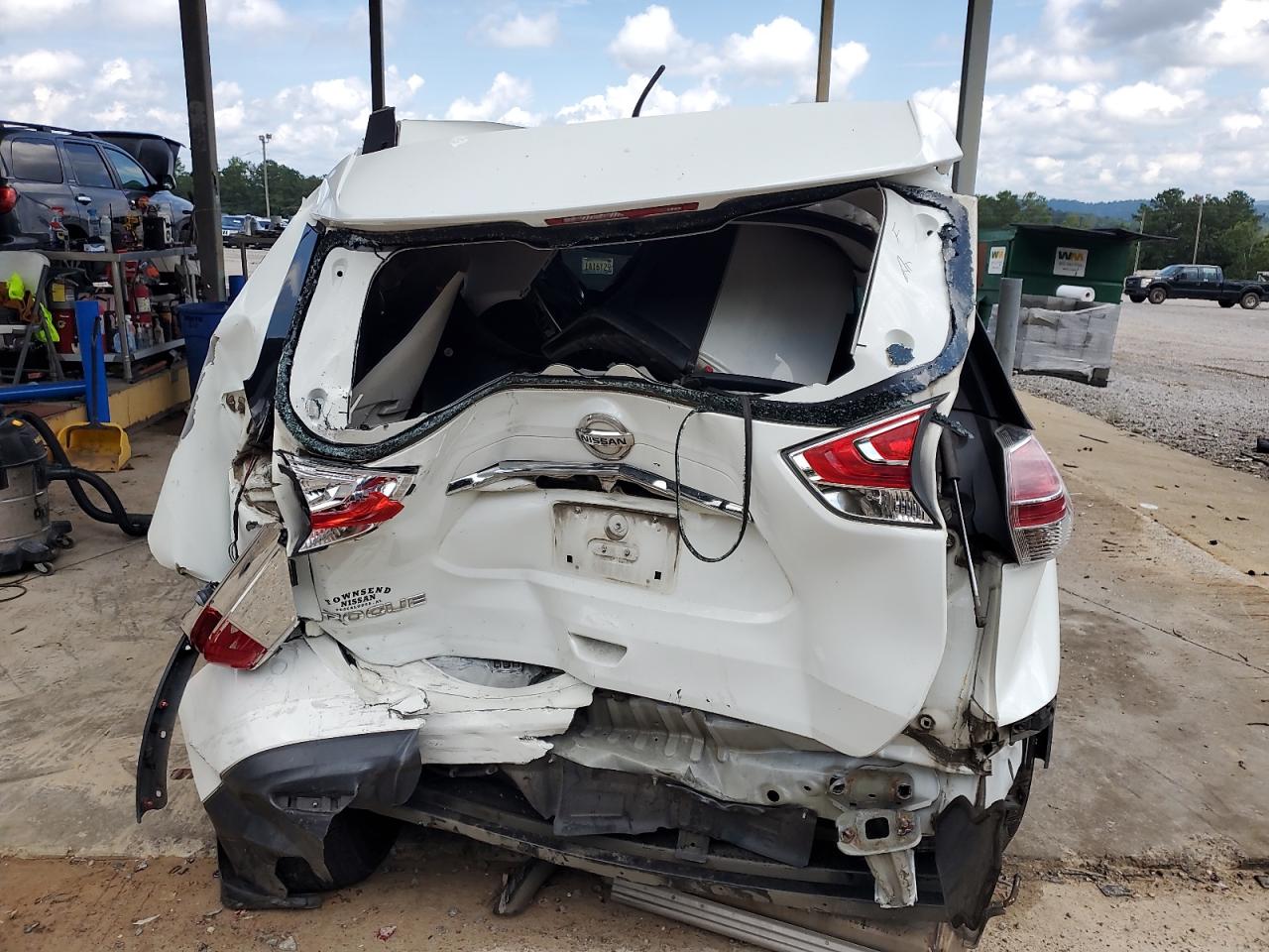 Nissan Rogue S
