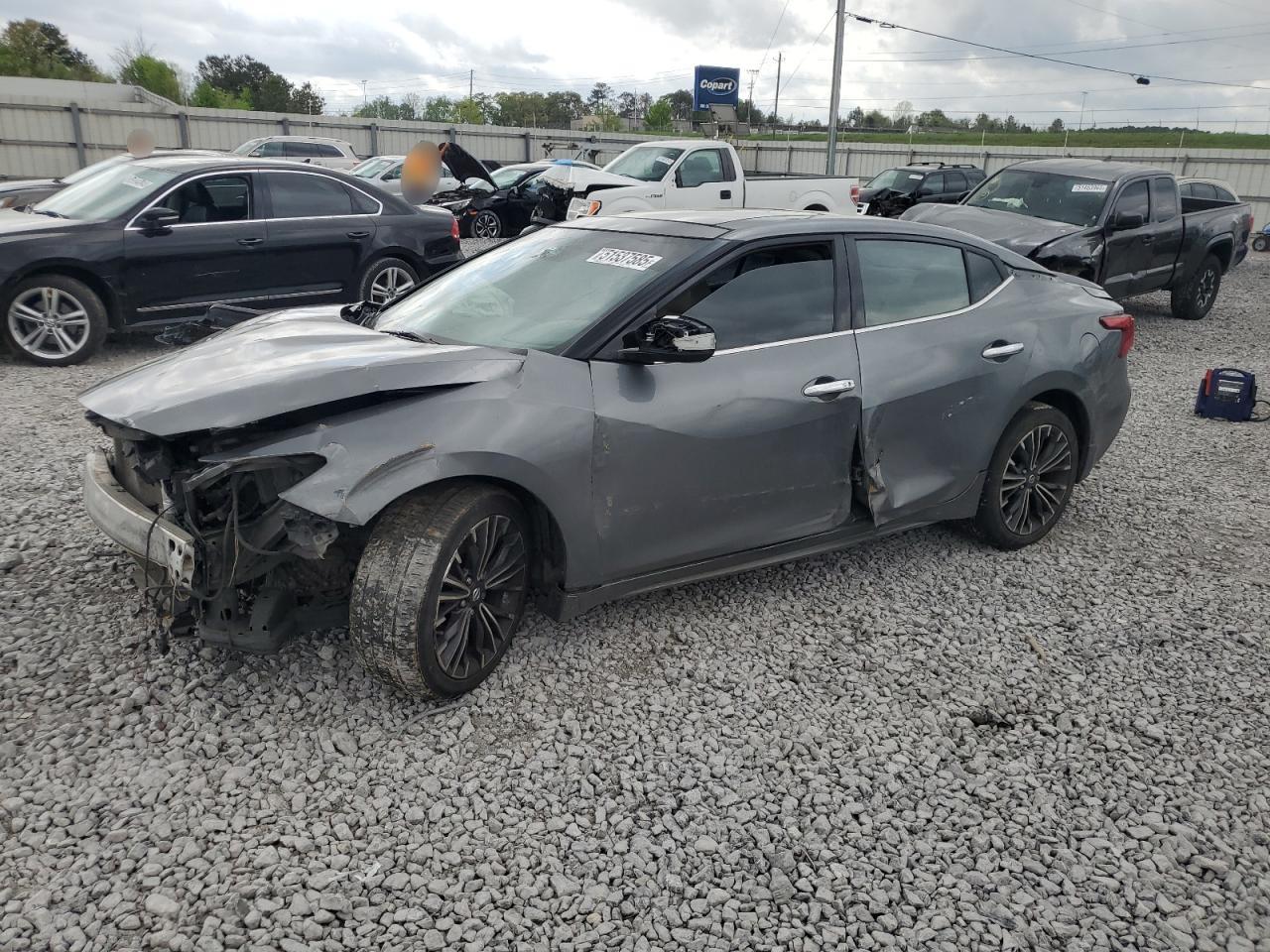 Salvage Nissan Maxima Image