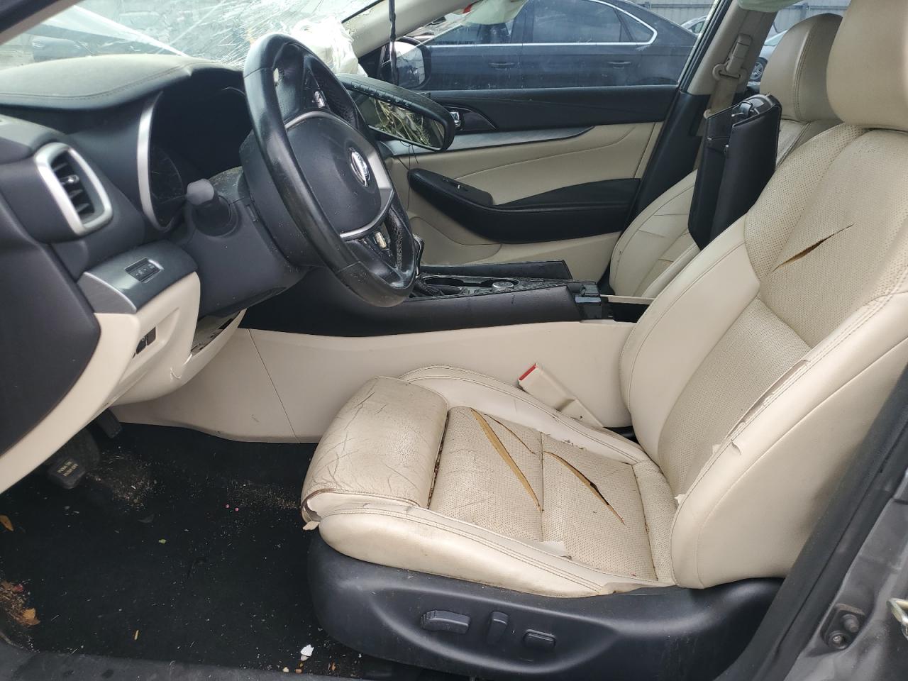 Nissan Maxima 3.5s