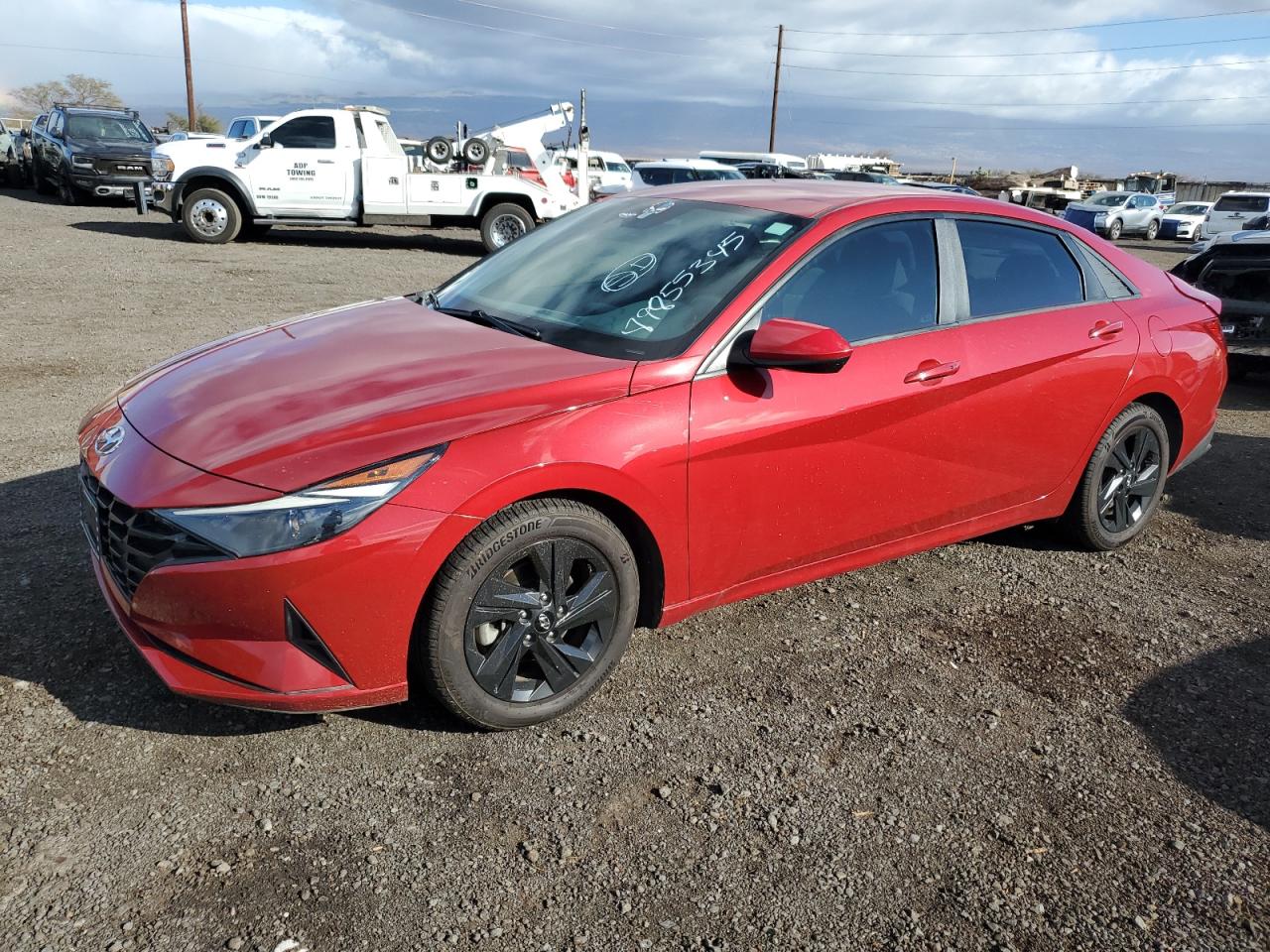 Salvage Hyundai ELANTRA Image