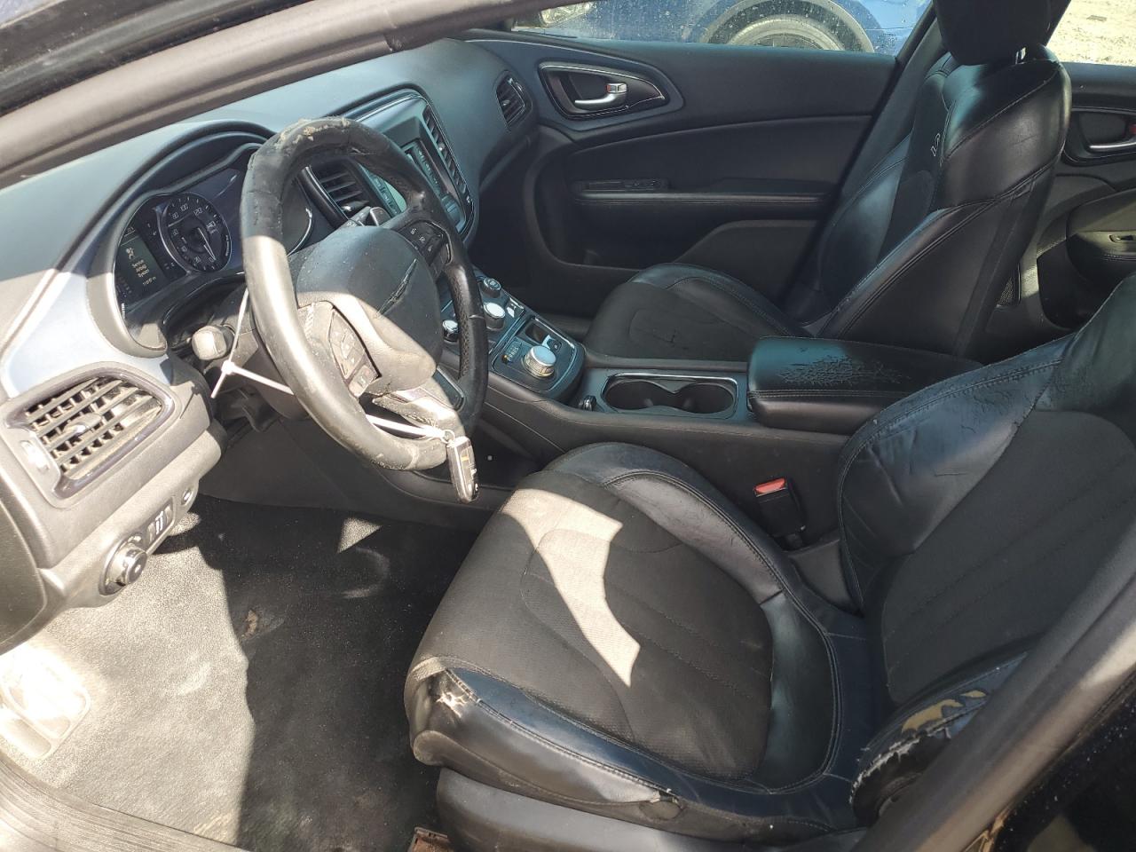 Chrysler 200 S