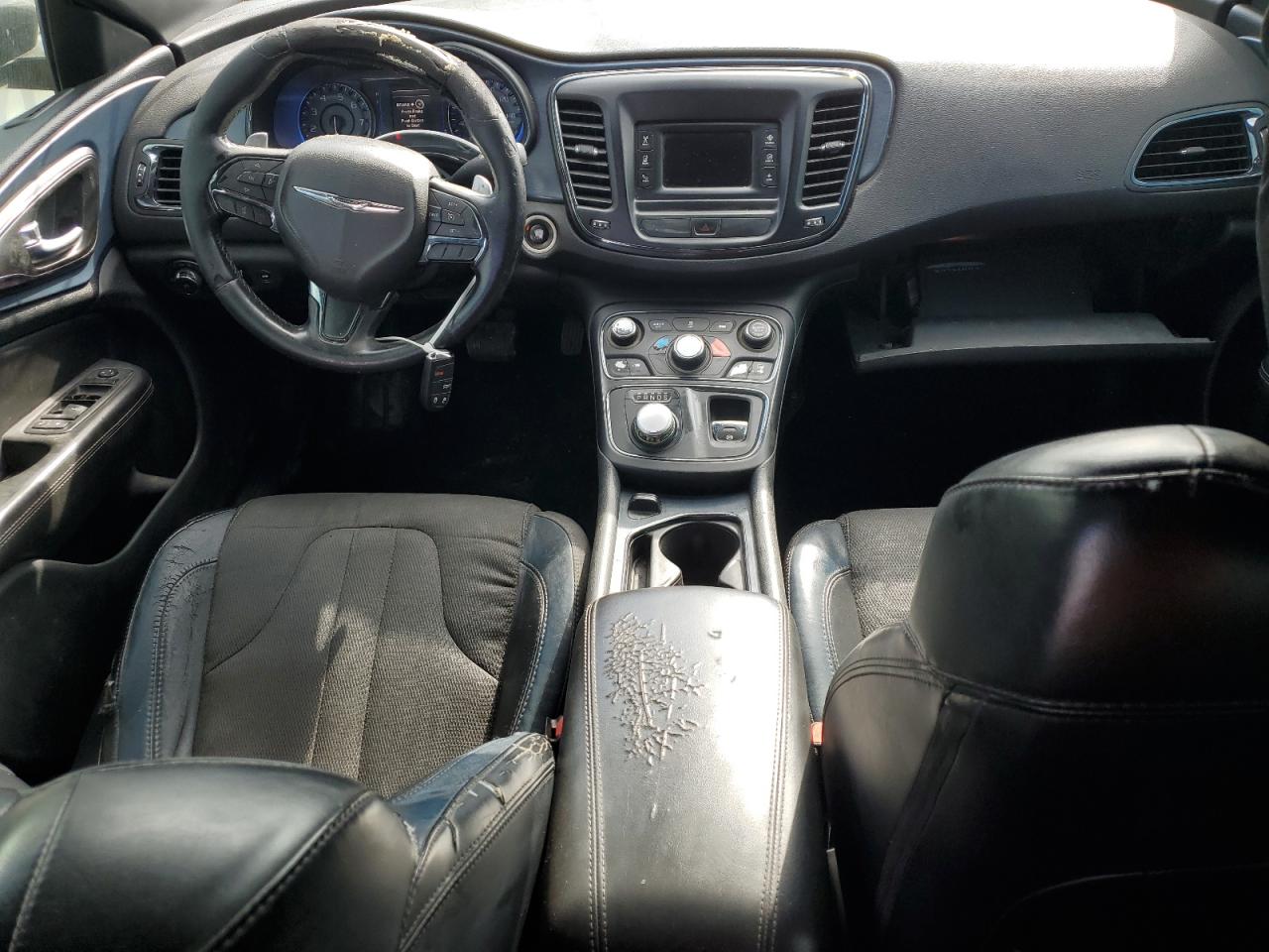Chrysler 200 S