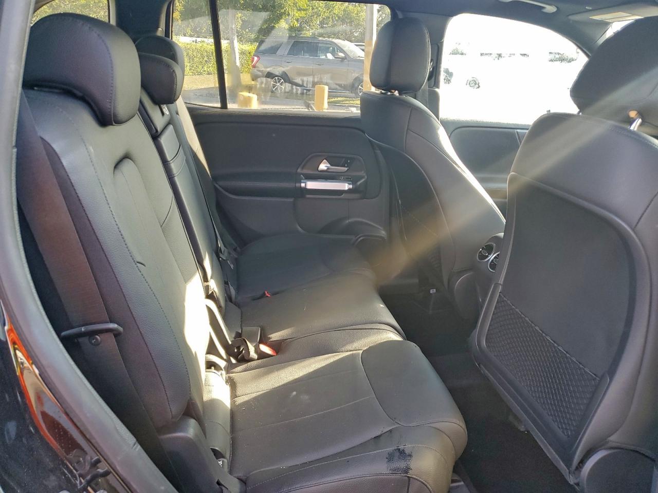 Mercedes-Benz GLB 250