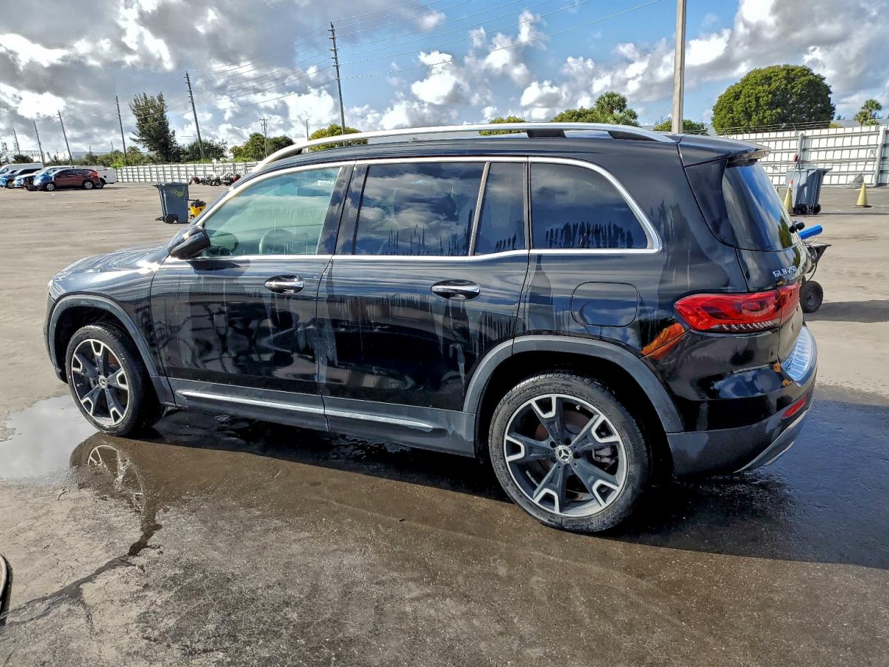 Mercedes-Benz GLB 250