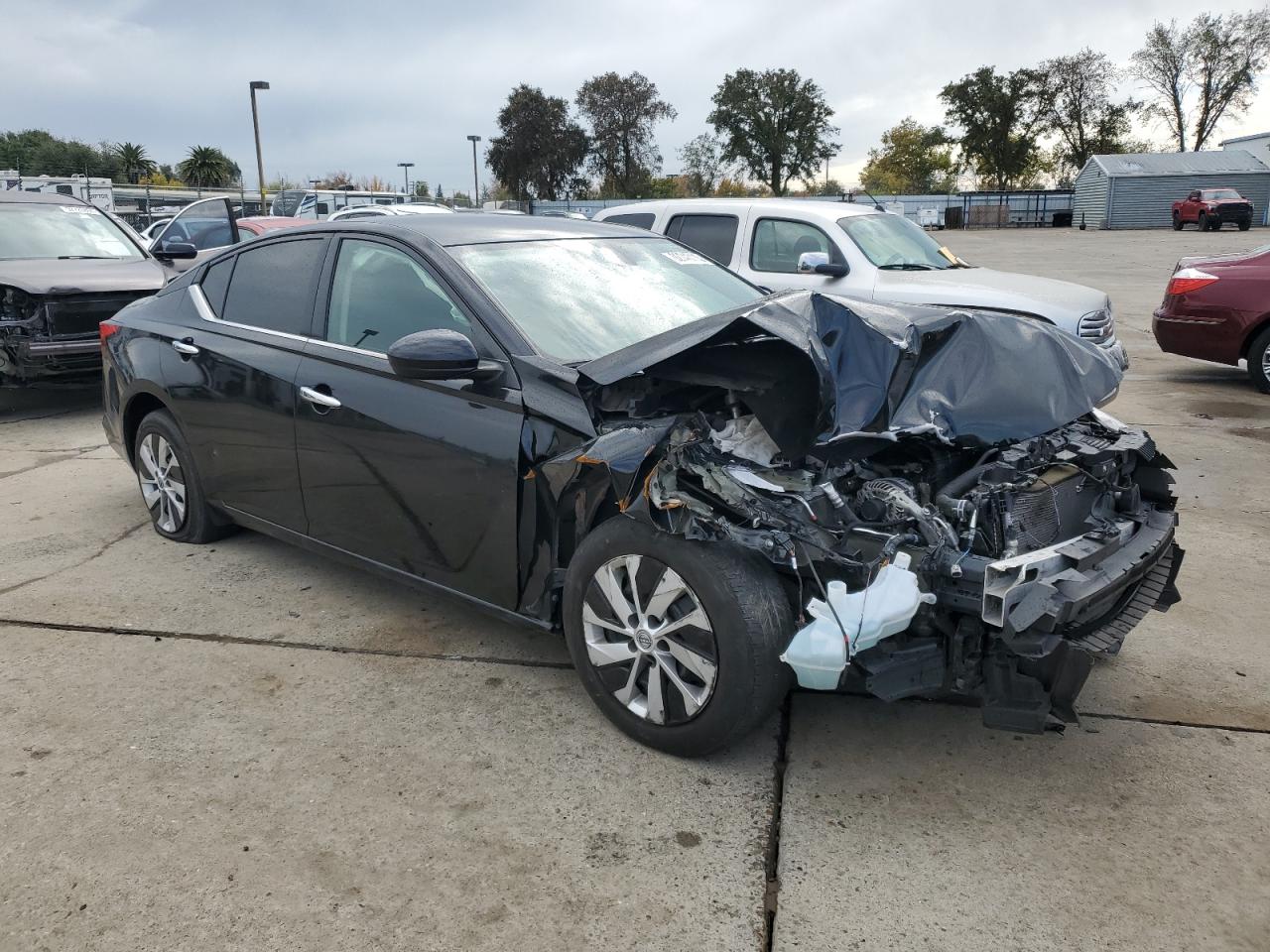 Nissan Altima S