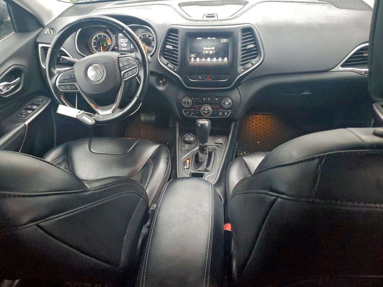 Jeep Grand Cherokee Latitude Plus