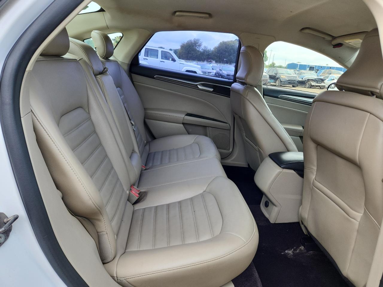 Ford Fusion Se