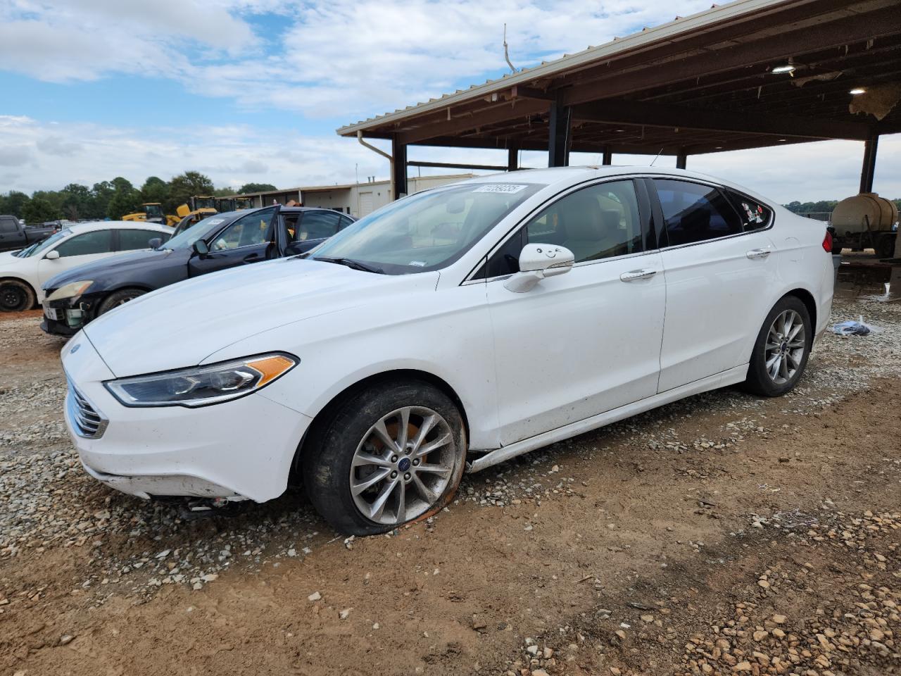 Salvage Ford Fusion Image