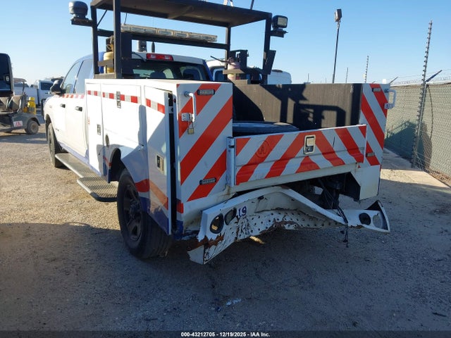 Ram 2500 Tradesman  4x4 8' Box