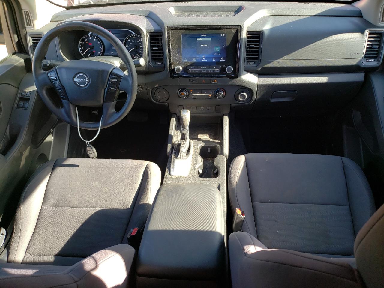 Nissan Frontier Sv