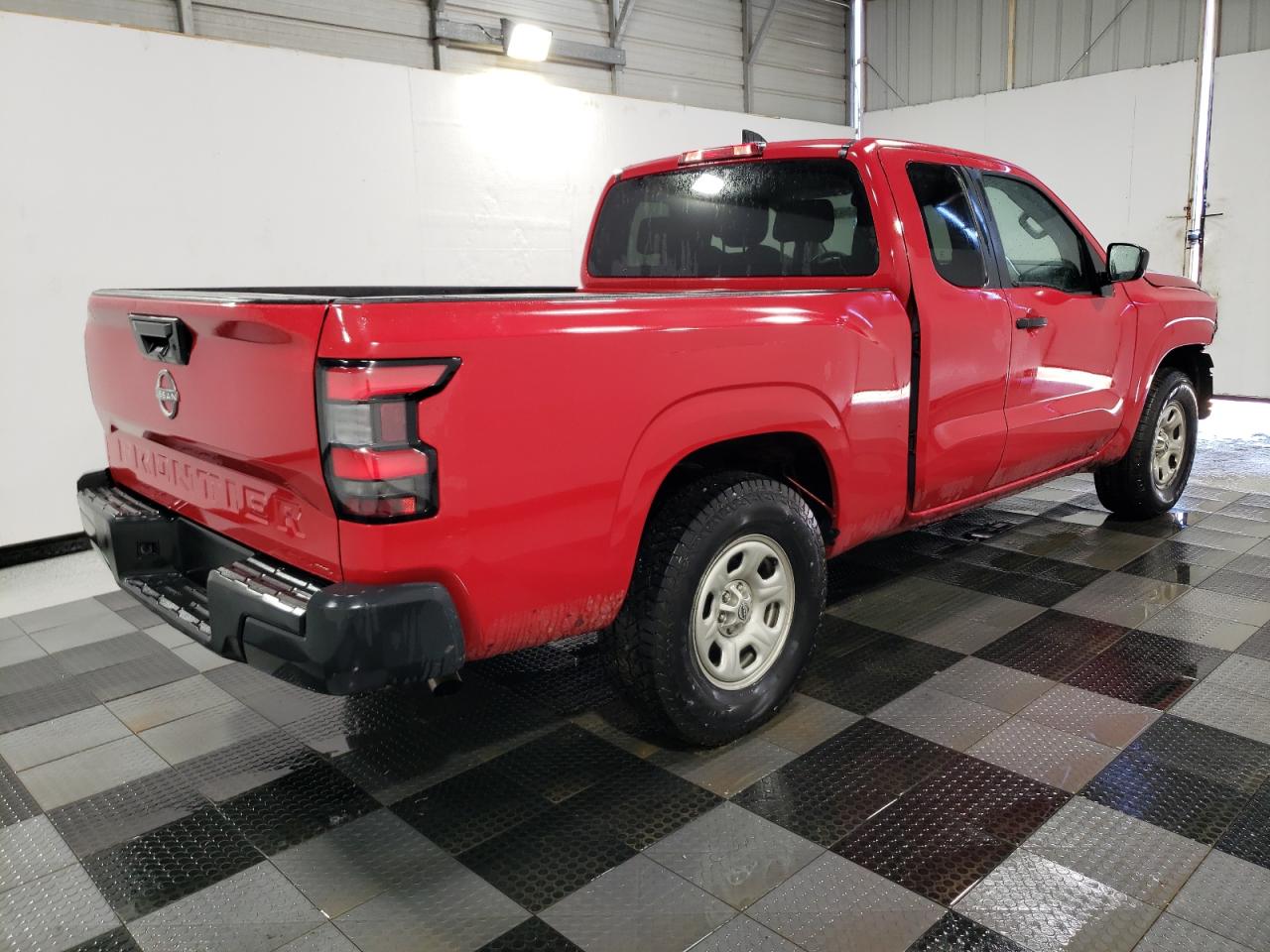 Nissan Frontier Sv