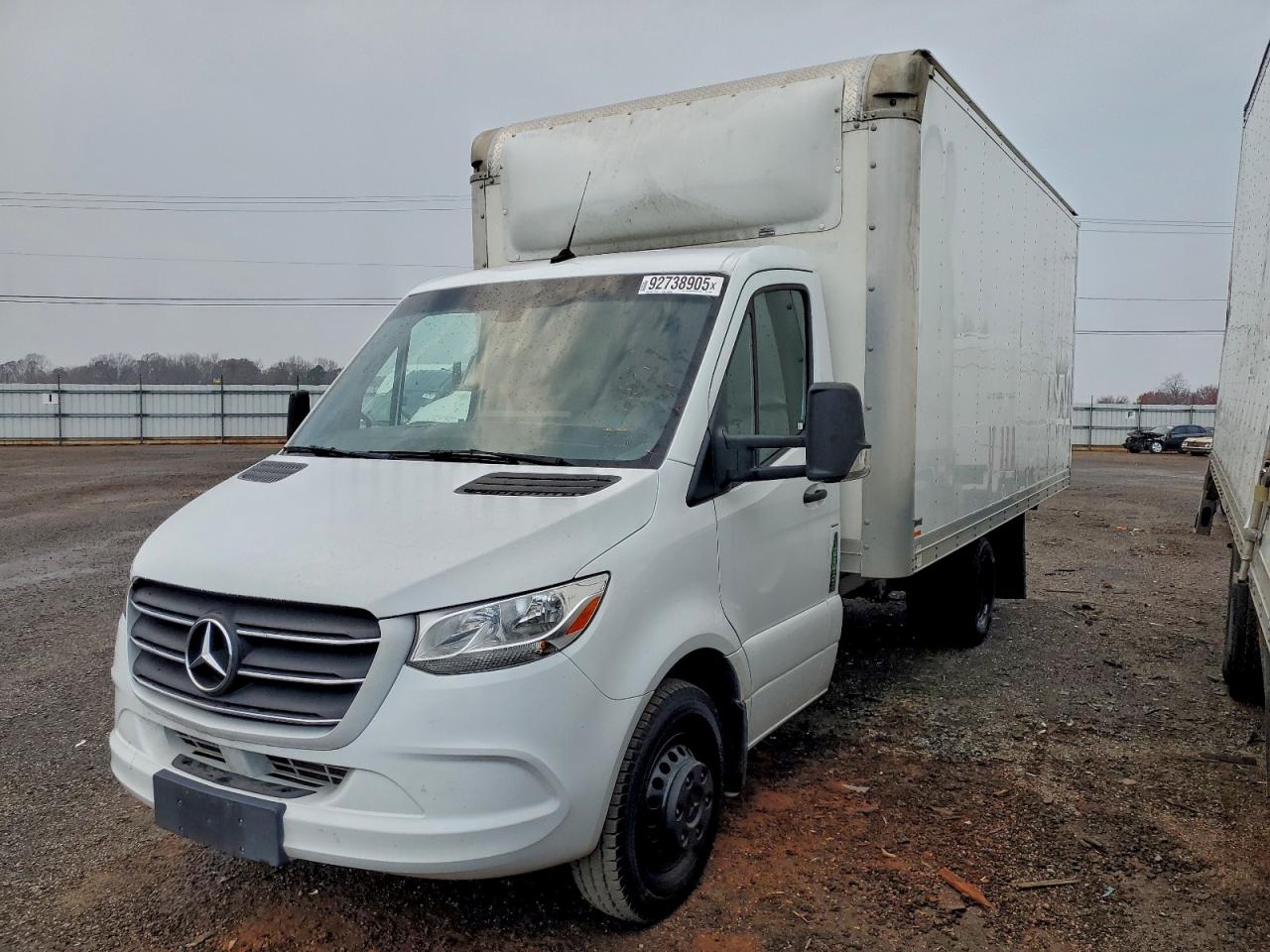 Salvage Mercedes-Benz Sprinter Image