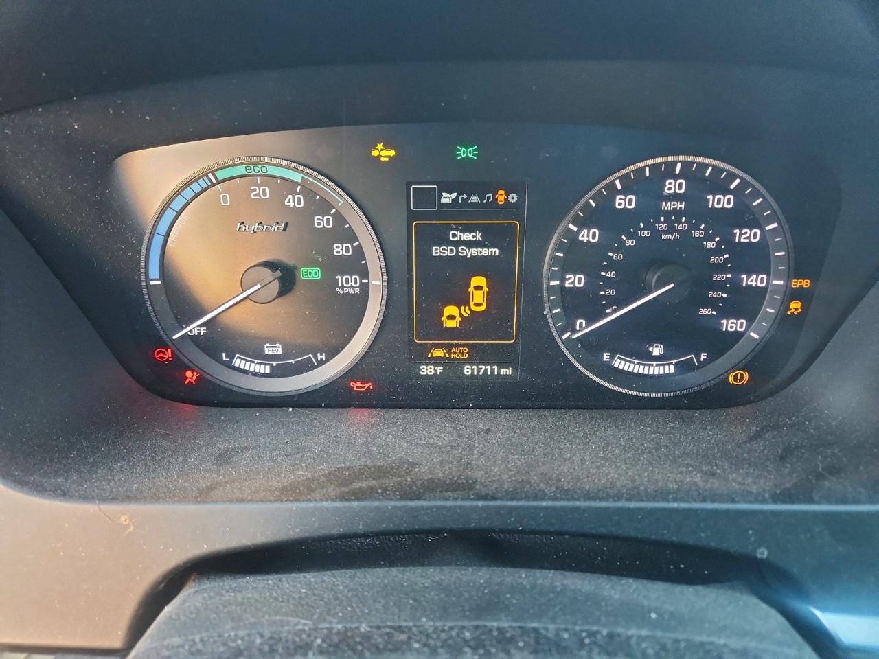 Hyundai SONATA Hybrid