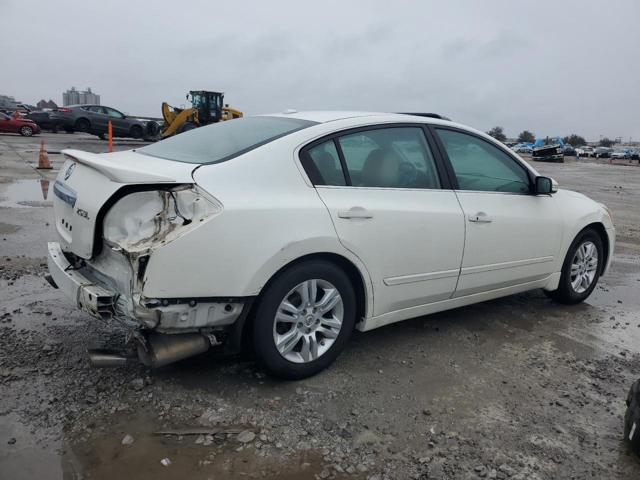 Nissan Altima Base