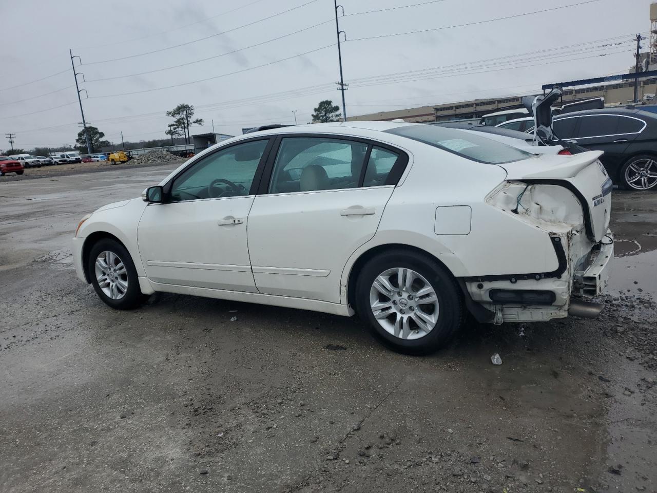 Nissan Altima Base