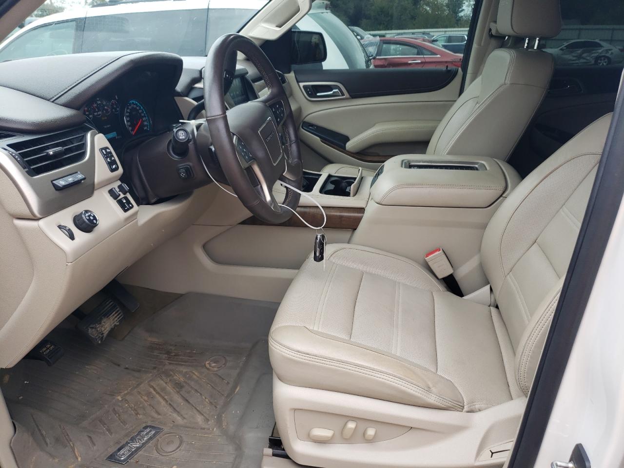 GMC Yukon Denali