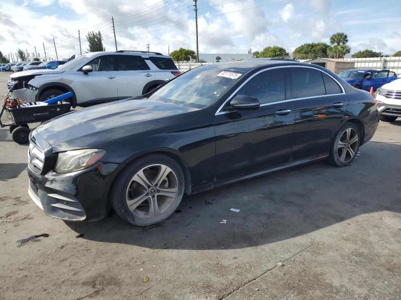 Salvage Mercedes-Benz E-Class Image