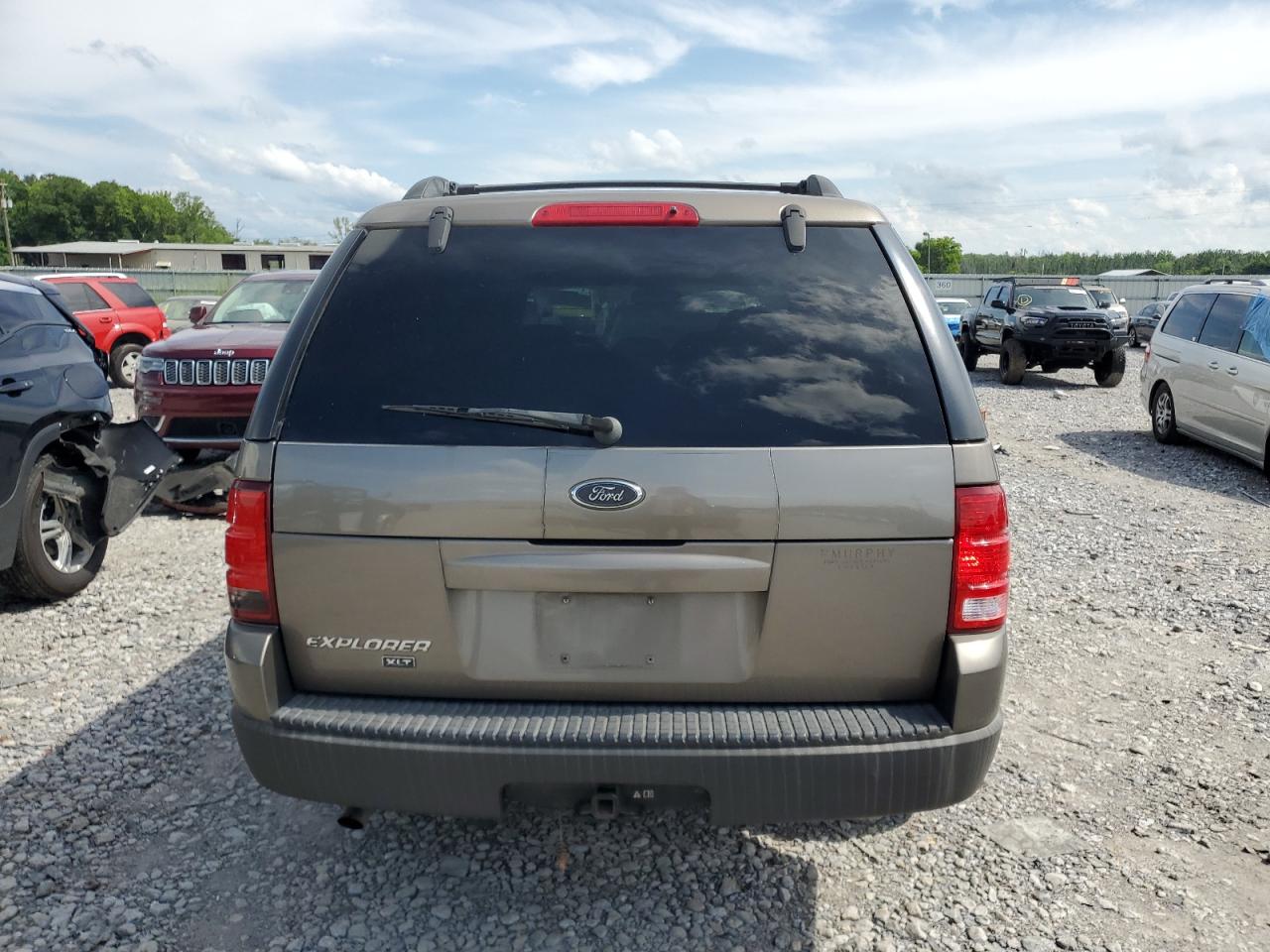 Ford Explorer Xlt