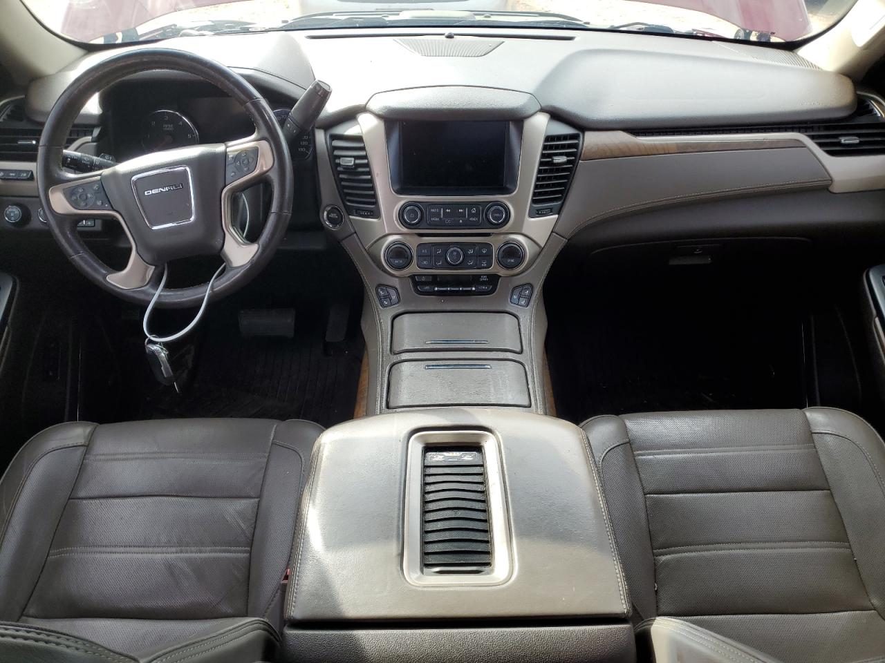 GMC Yukon Denali