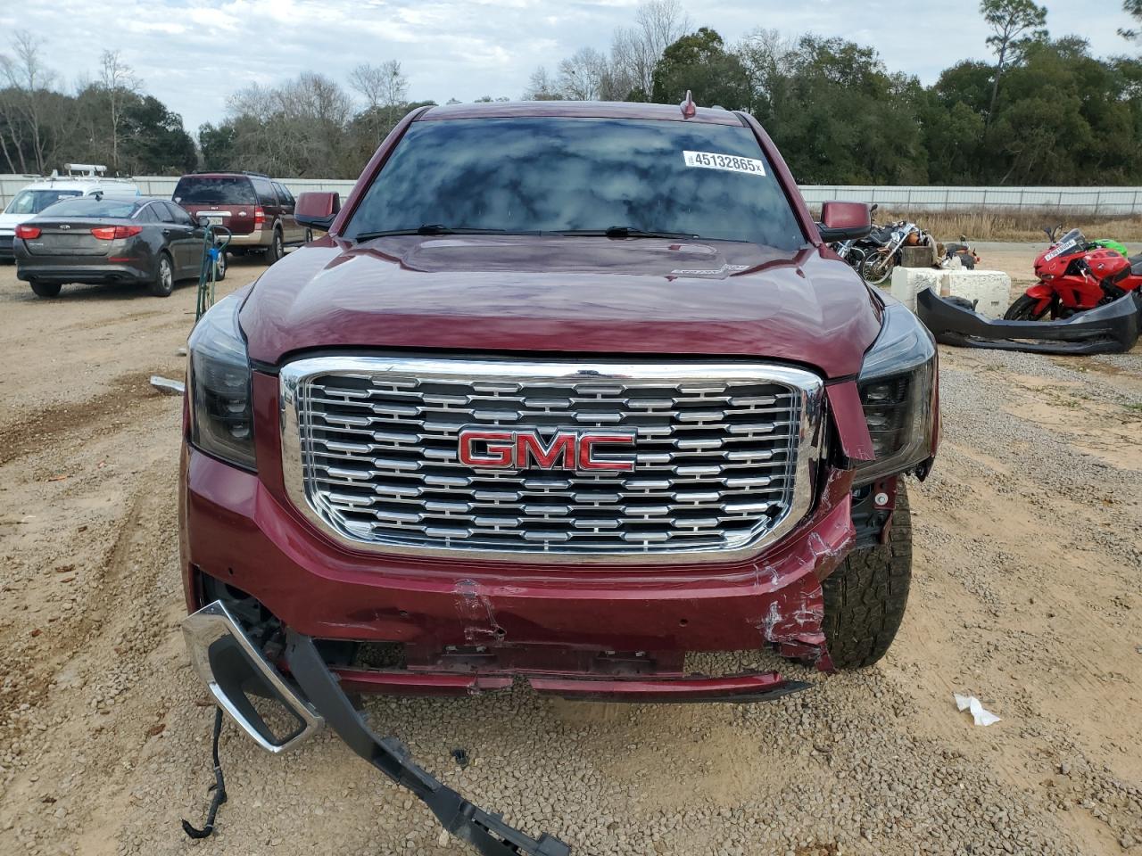 GMC Yukon Denali