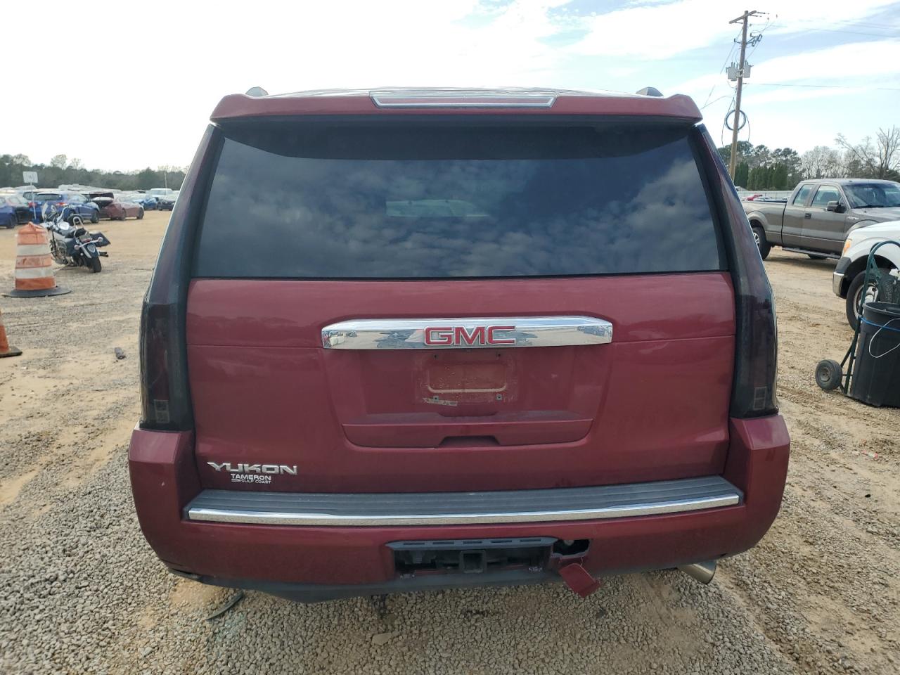 GMC Yukon Denali