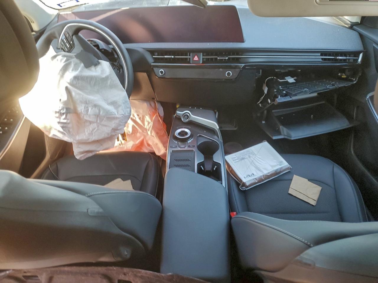 Kia EV6 Light
