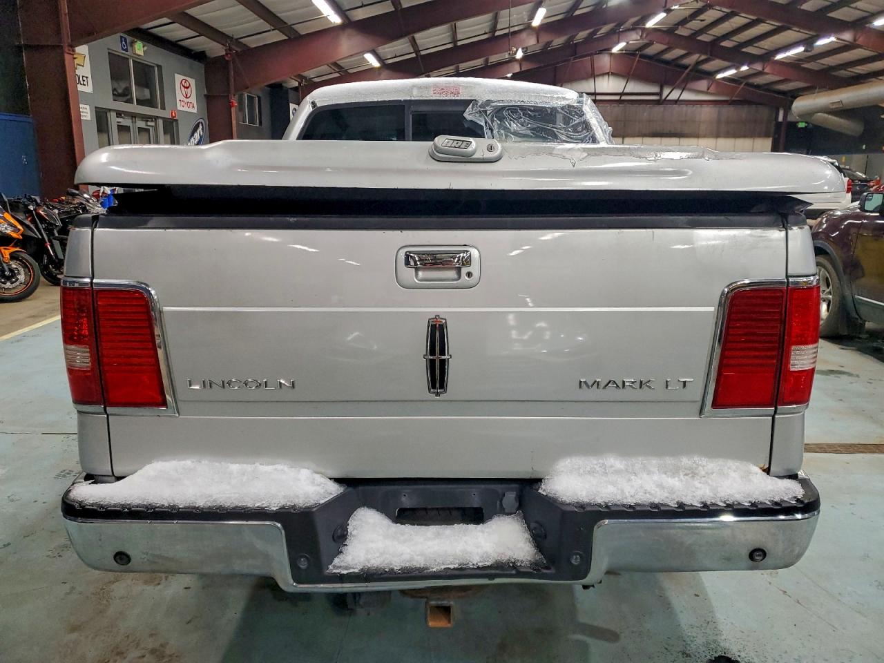 Lincoln Mark LT
