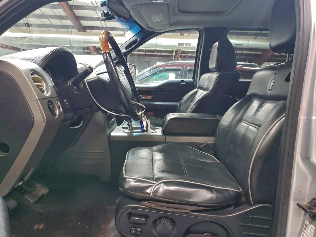 Lincoln Mark LT