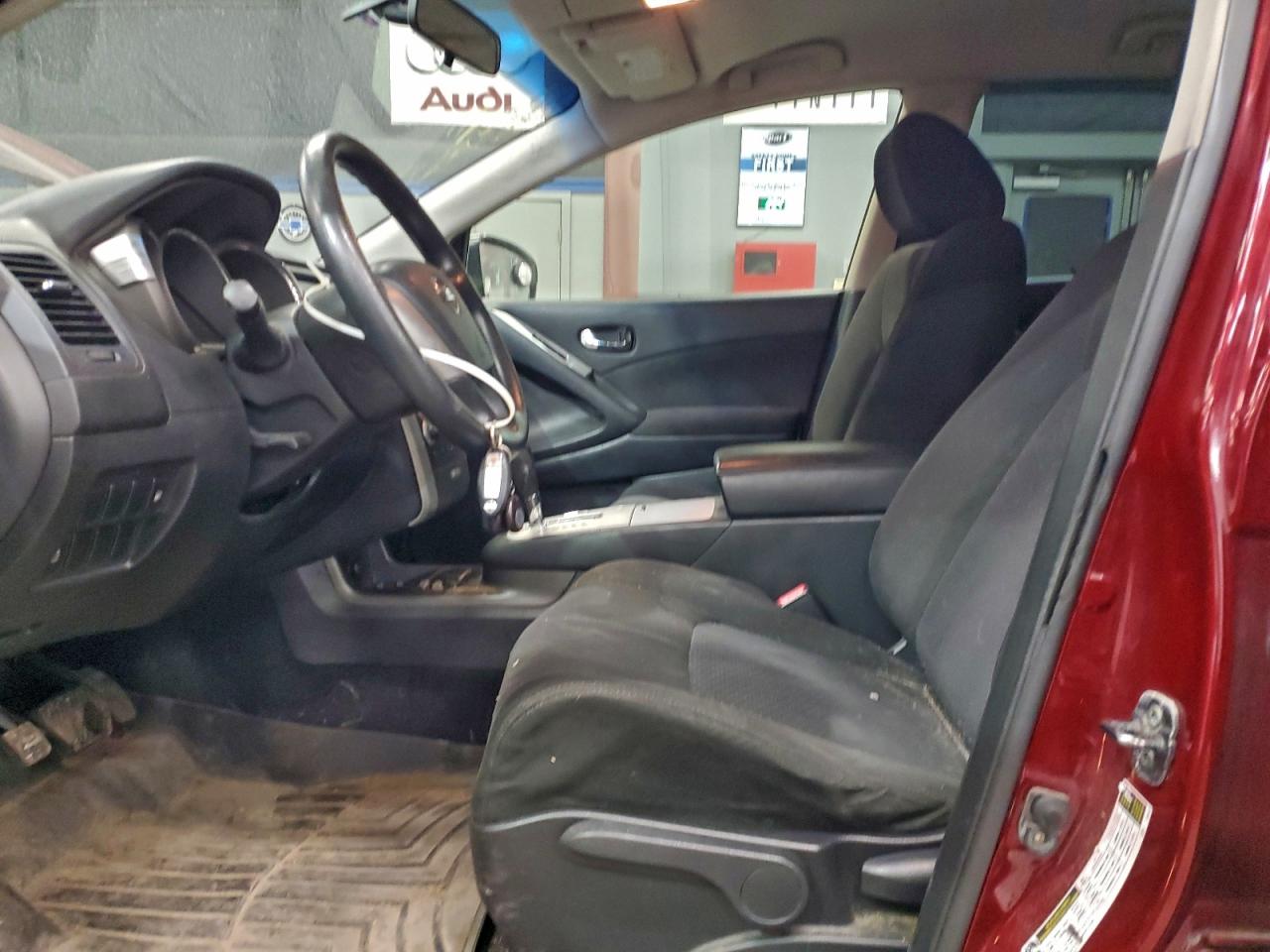Nissan Murano S