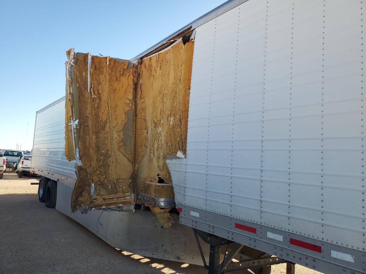 Semi Trailer