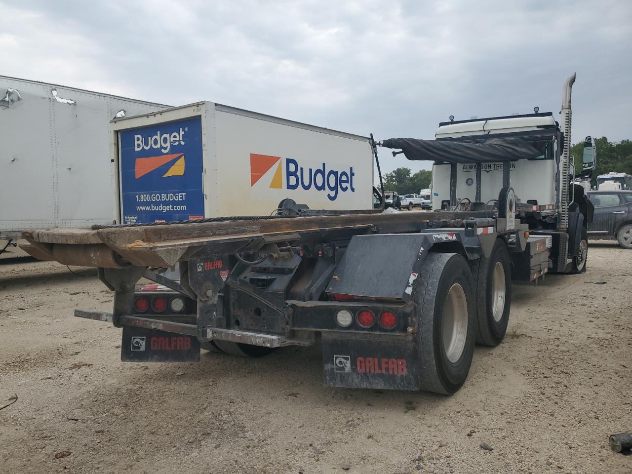 Autocar Llc Dc 64