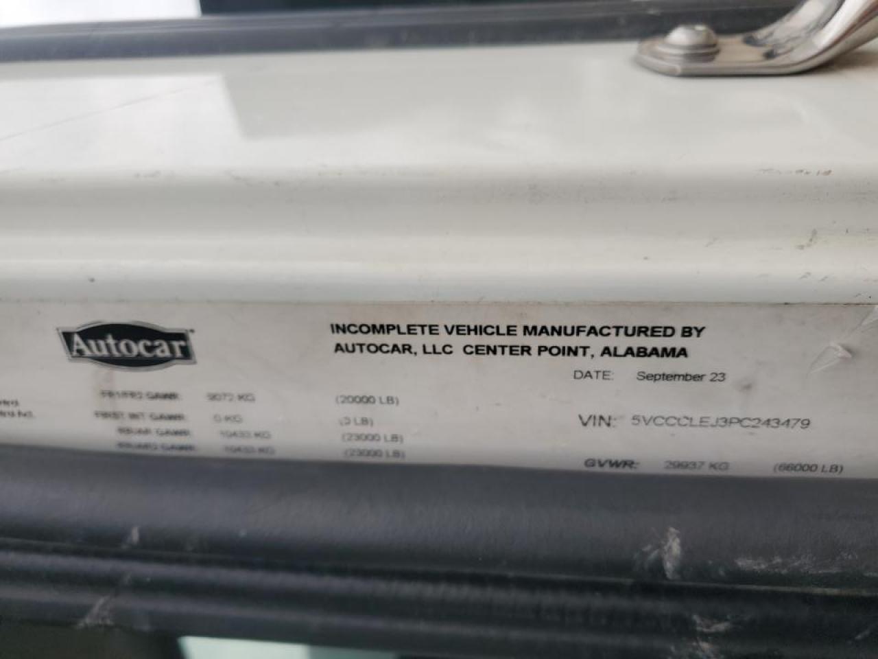 Autocar Llc Dc 64