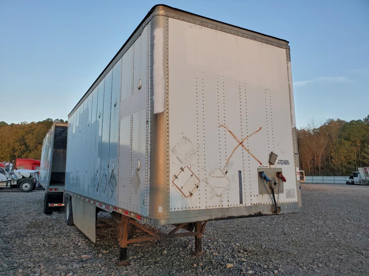 Salvage Wabash Dry Van Tr Image